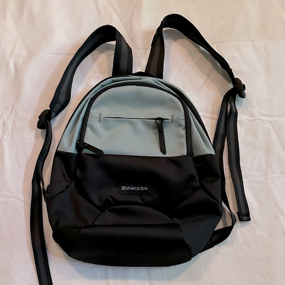 Sherpani Mini Packpack